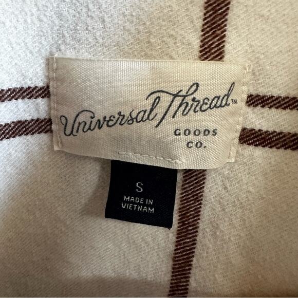Universal thread women’s flannel shirt small cream brown‎ - Picture 3 of 8